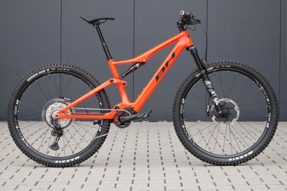 iLynx Race Carbon от BH Bikes: почти обикновен електрически велосипед
